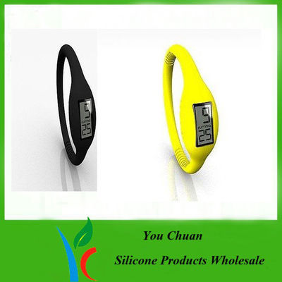 Κόκκινο/πορφυρό Pedometer αθλητικού πυριτίου ρολόι με την οθόνη LCD για τα κορίτσια/τα αγόρια