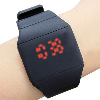 Вахта Wristband силикона дисплея касания, вахты водить спорта экрана цифров красные