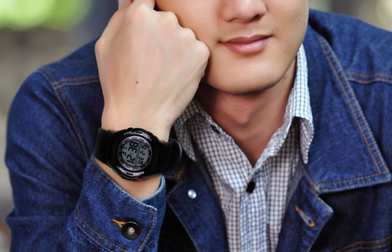 Militaires multifonctionnels de montre de Digital 3 montres-bracelet d'affichage à cristaux liquides d'atmosphère