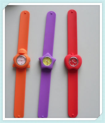 Orologio di vendita caldo di Pat Pat dei bambini del silicone