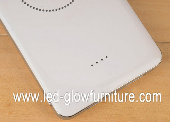 Phổ 8000mAh Qi kép usb ngân hàng điện cầm tay cho tất cả các thiết bị điện thoại di động