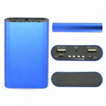 Uniwersalny Portable Power Bank / ładowarka Zasilanie z LED Light / 2 x wyjście USB / UV Detector