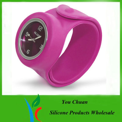 Waterproof customized and eco-friendly silicone slap watch for promotion gifts