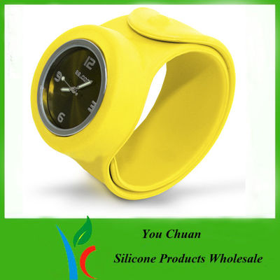 Waterproof customized and eco-friendly silicone slap watch for promotion gifts