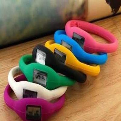 Healthy Silicone Wristband Watch , Waterproof Womens Fashion Sport Wrist Watch