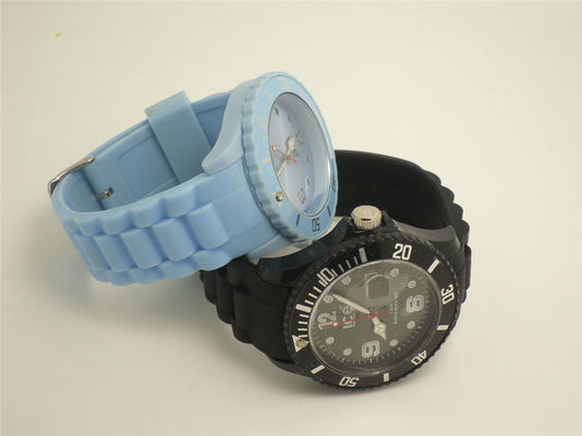 2014 Hot Sale Silicone Watch In Wristband