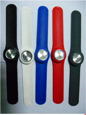 2014  Hot Sell Fashionable Pat Pat Watch Silicone Sport Watch 