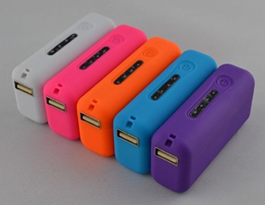 2600mAh USB Portable Power Bank With LED Light , Red / Pink / Green