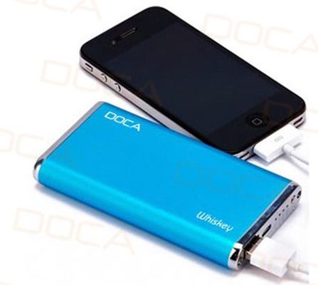 Hot selling Large capacity 6500mAh Universal Portable Power Bank for Tablet PC and Smart Phones
