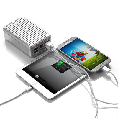 Large Capacity 24000MAH portable power bank 4-Port for Ipad / Laptop / Iphone